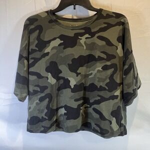 NWT Old Navy Womens‎ Size Medium Crop Top Green Camo Active GoDry Camouflage